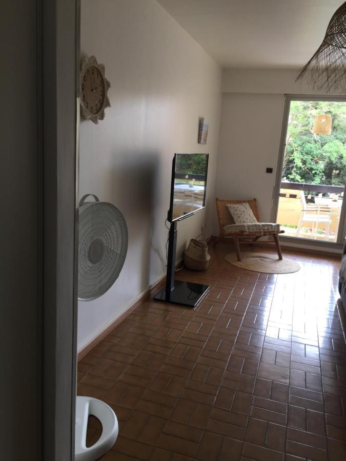 Studio Cabine,4 Personnes ,Renove,Au Calme,200 M De La Plage,Parking Prive 塞特港 外观 照片
