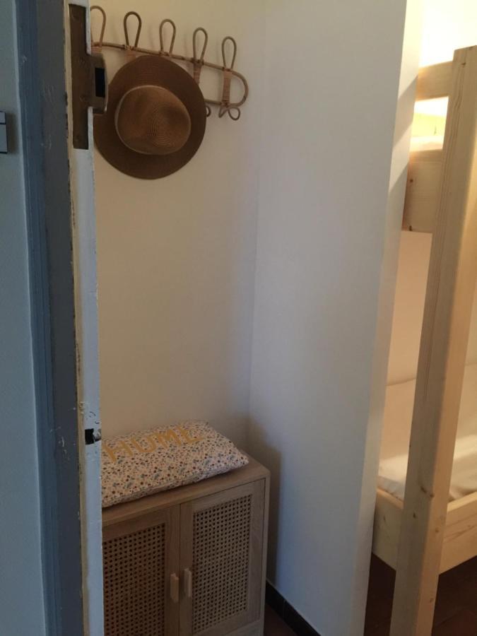 Studio Cabine,4 Personnes ,Renove,Au Calme,200 M De La Plage,Parking Prive 塞特港 外观 照片